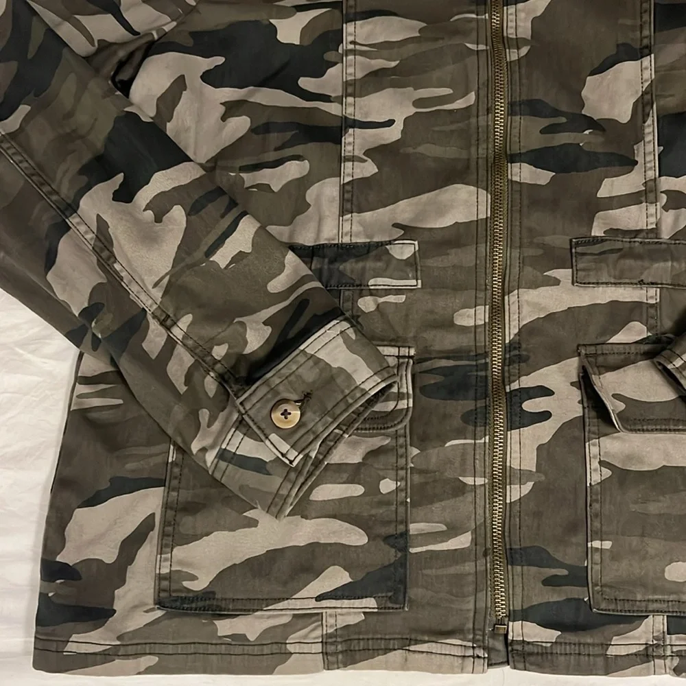 Express Camo Jacket - Picture 2 of 6
